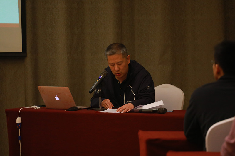 訾涌讲廉洁党课近距离_副本.jpg